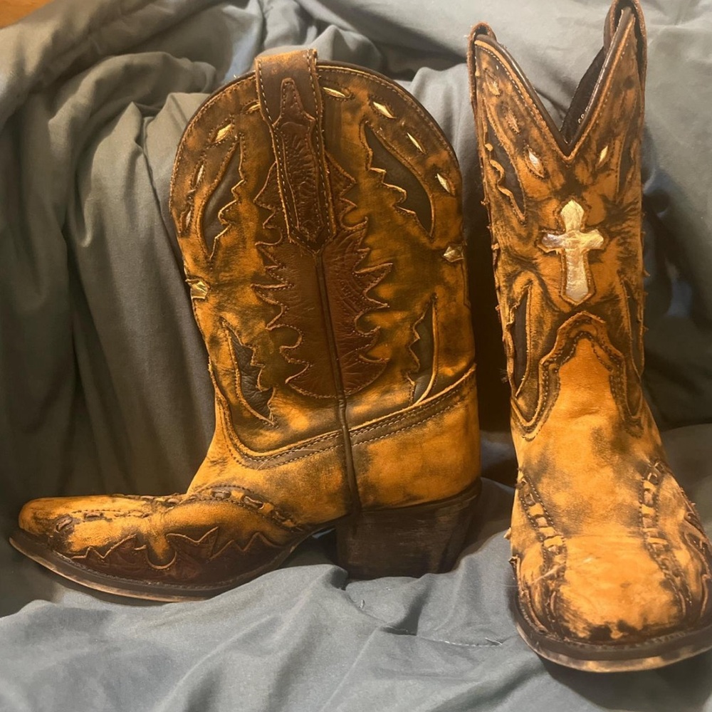Children’s size 2 Dan Post leather boots